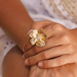 Anemone Ring Crystal Gold