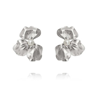 Gaura Earrings Pearl Rhodium